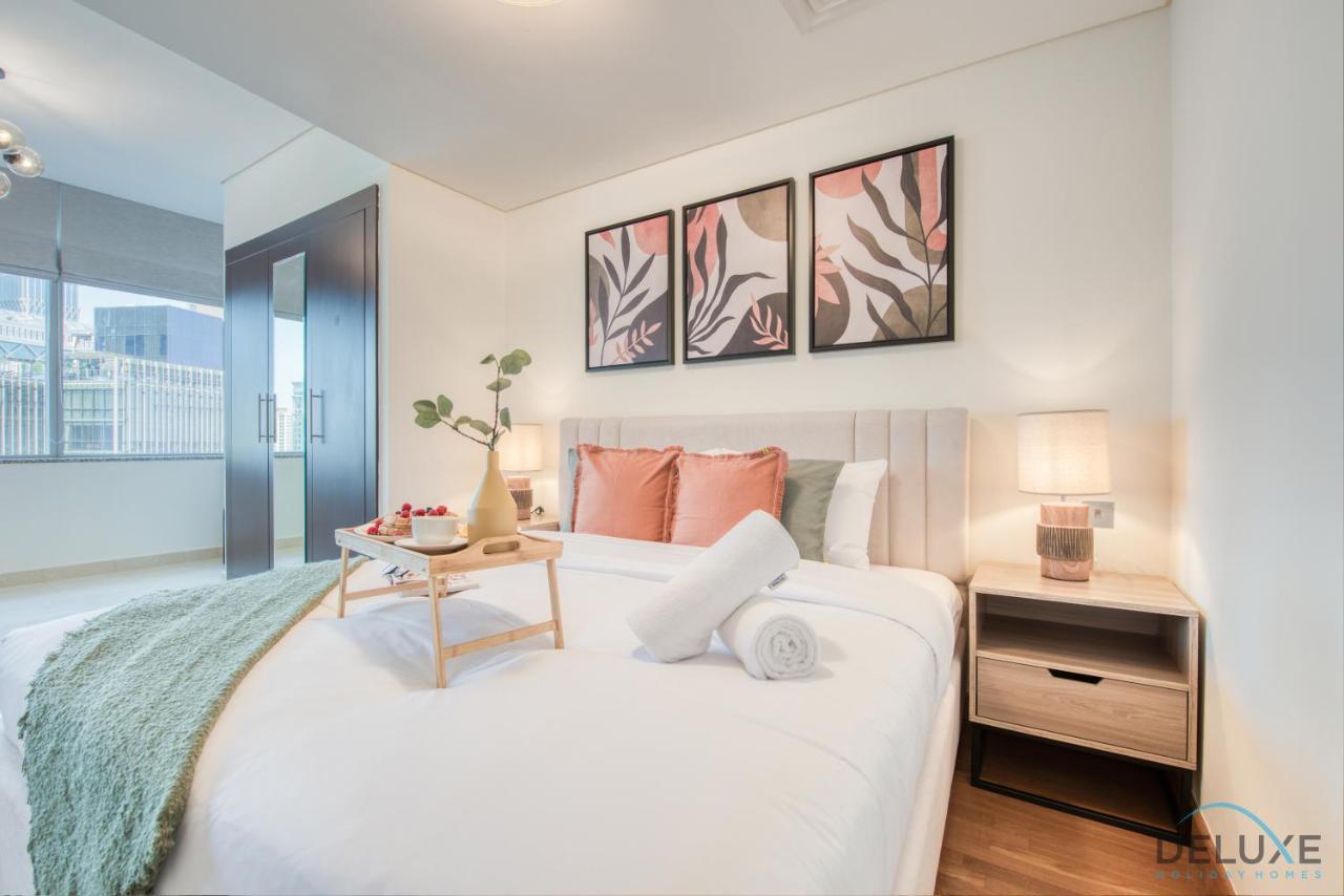 Unbeatable Rate Stylish 1Br With Balcony Near Metro By Deluxe Holiday Homes Dubai Exterior foto