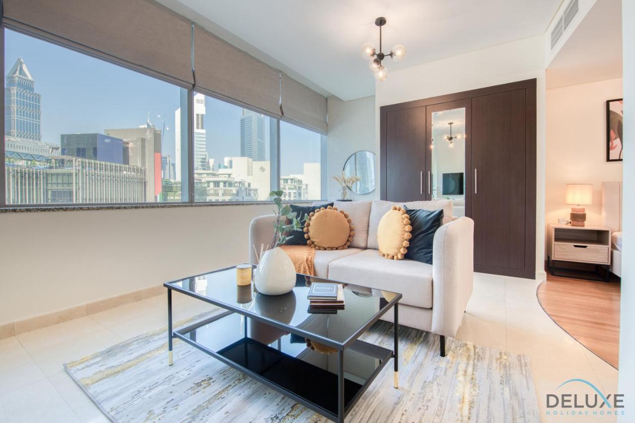 Unbeatable Rate Stylish 1Br With Balcony Near Metro By Deluxe Holiday Homes Dubai Exterior foto